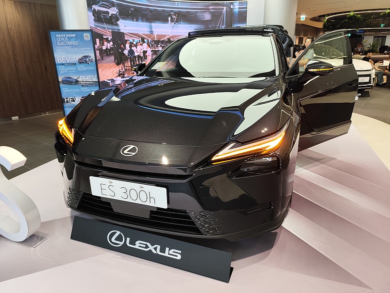2026 LEXUS ES300H 新車展間直擊!!