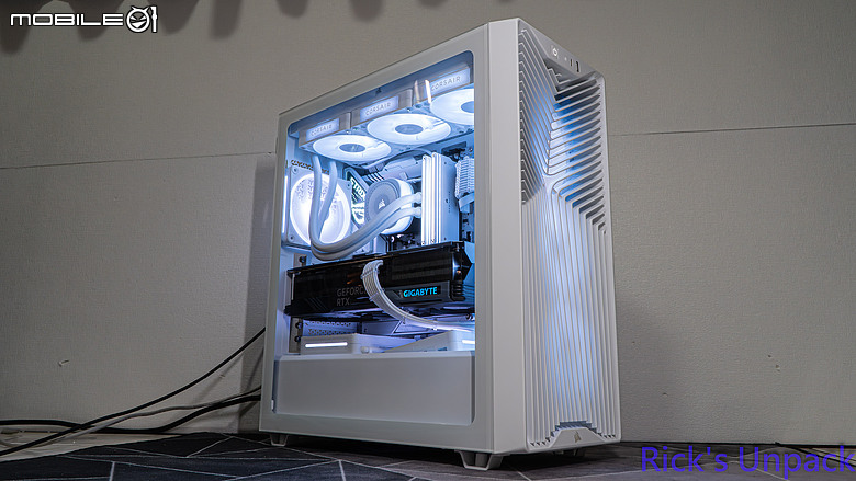 【開箱】緊湊卻擴充性十足 | CORSAIR 3200D RS ARGB WHITE