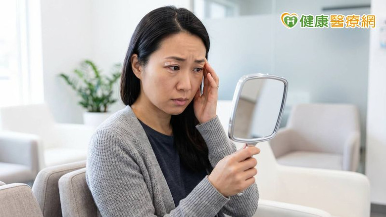 眼整形術後乾眼、閉眼困難？醫說明多元重建對策眼部結構修復是關鍵