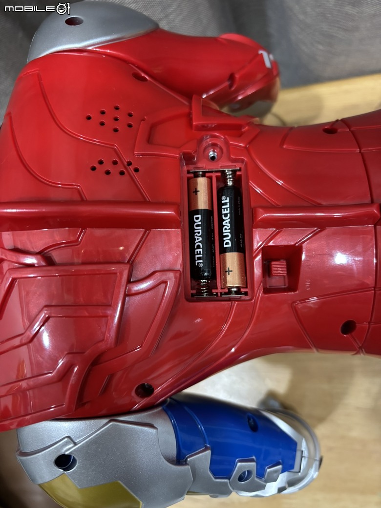 【超人力霸王開箱】70公分真的有感!超人力霸王德卡(Ultraman Decker)巨大版,小孩直接暴動🔥