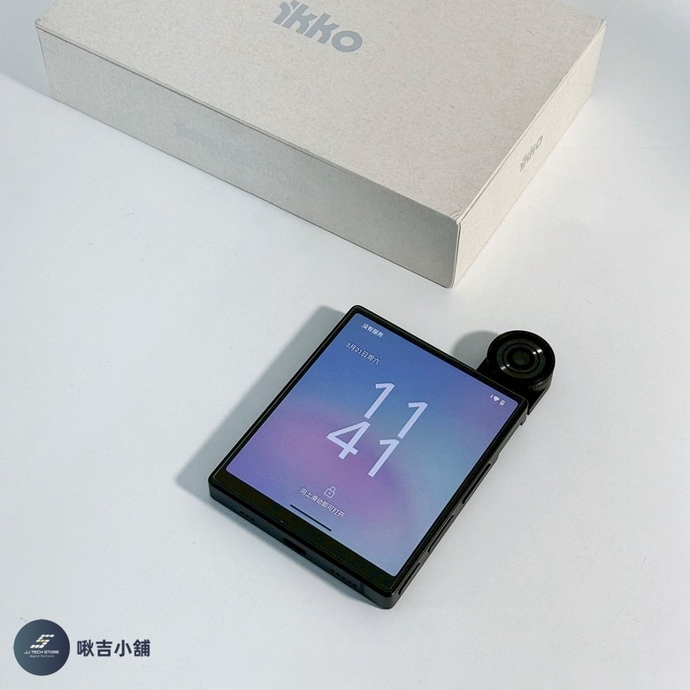這真的是手機？小到我以為是玩具…｜開箱 iKKO Mind One Pro
