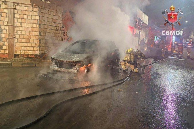 聖塞巴斯蒂安一輛電動車清晨起火