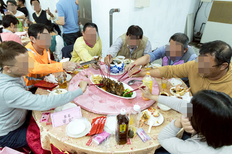 [心得] 終於整理完這桌南台灣道地辦桌！三代傳承總鋪師手藝，龍蝦、蟳肉米糕吃到超撐