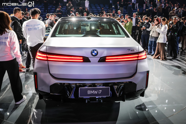 BMW 7 Series 小改款現場直擊｜導入新世代設計元素、座艙體驗以及電能規格全面升級！