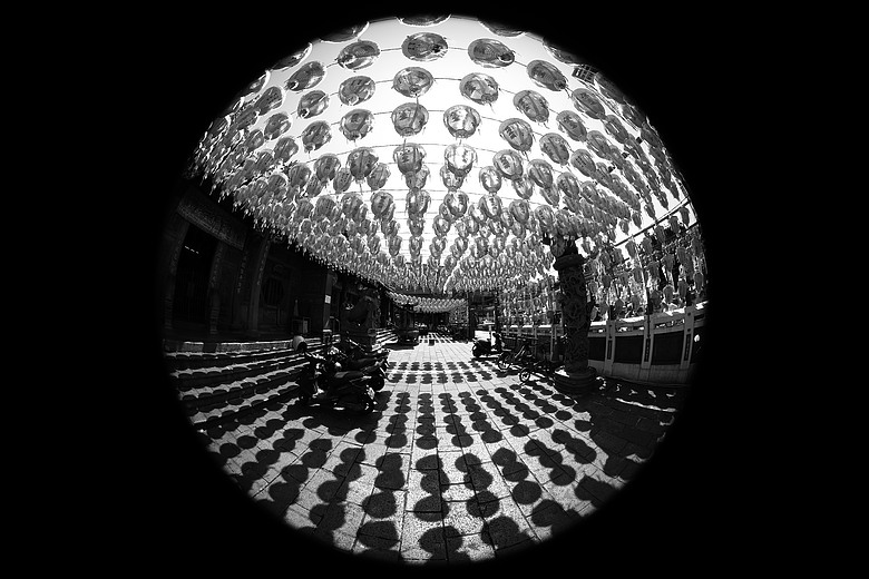 Canon RF 7-14mm F2.8-3.5L Fisheye STM 評測報告｜當圓周遇上對角線、探索 190° 的極限視覺張力！