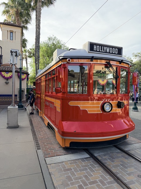 (2026 April) 🇺🇸 🏰 卅五年之後 再遊 狄斯耐樂園 Disneyland 🇺🇸👸🏻