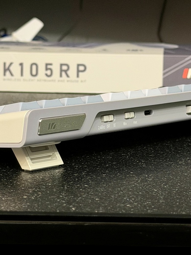 IROCKS K105RP 鍵鼠組開箱：高剪刀腳打字真的順手