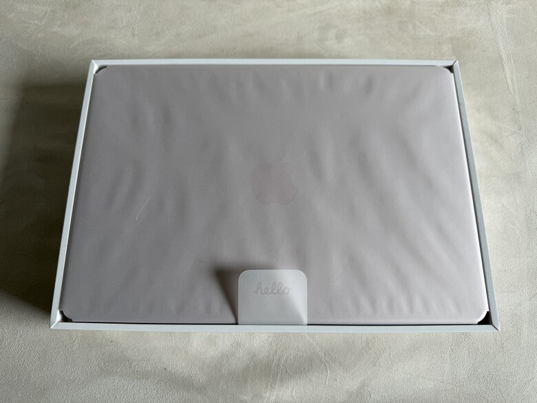 開箱 MacBook Neo 姻粉色 256GB 台灣公司貨 4/24