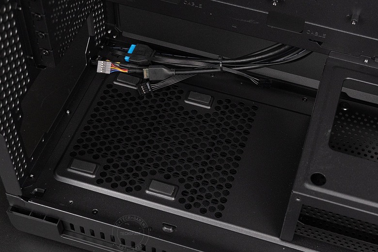 告別桌面冷冰器、ASUS ProArt PA602 胡桃木透側版現代黑款機殼開箱，用天然原木打造最美創作神機！