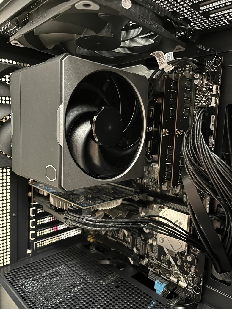 [分享] U7-265 + Prime Z890-P WiFi7 + DDR5-6400 64GBx2 + DRX70 + Core GX-750 ATX3