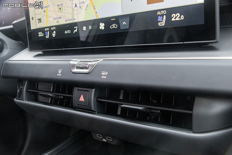 Lexus ES 500e 大改款試駕｜瑕不掩瑜的進化，用誠意再戰市場！