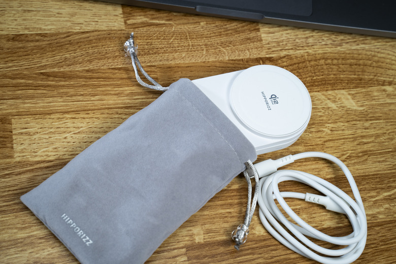 【開箱測試】HIPPORIZZ Zeno Qi2.2 25W 三合一折疊無線充電座 告別桌面凌亂 一次充飽三個裝置
