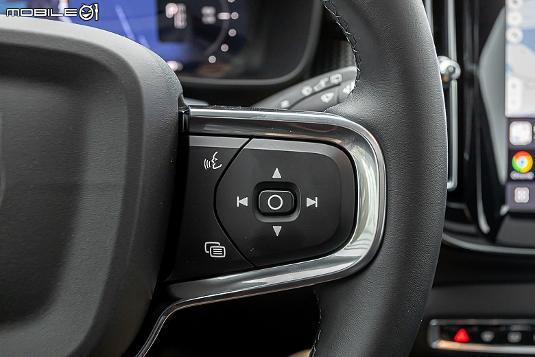 Volvo 新年式 EX40 長征試駕|表現穩定價格漂亮,最超值的入主時刻!