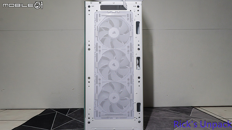 【開箱】緊湊卻擴充性十足 | CORSAIR 3200D RS ARGB WHITE