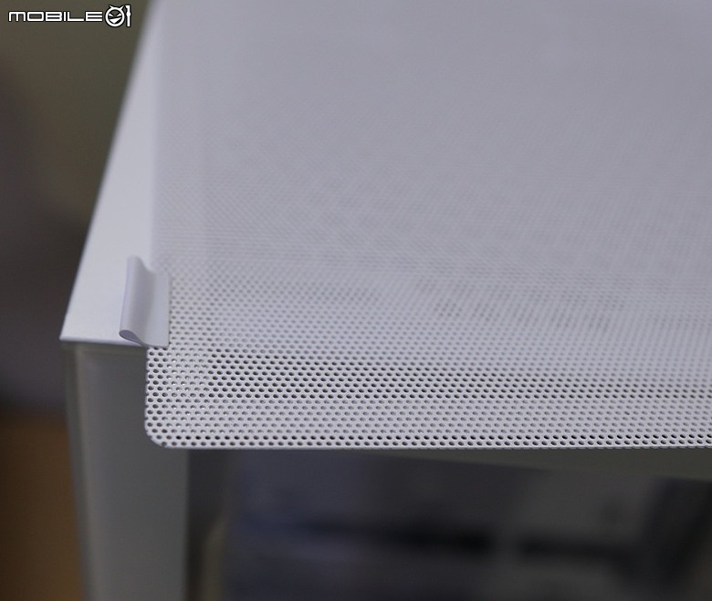 ZenFan 加持 FSP 全漢 270 度 M580 PRO 美型海景