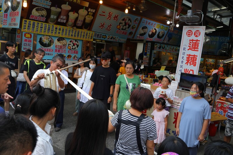 點我看大圖 【遊記】在台灣逛過了許多「老街」,所以這次要出國逛「老街」,南庄老街、十三間老街 - 大漠國渡