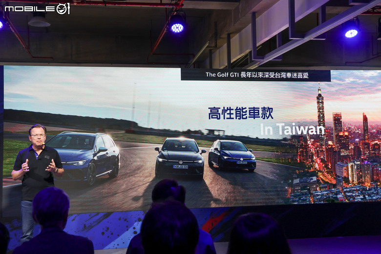 Volkswagen 性能奔馳嘉年華賽道體驗｜Golf R 夜幕疾行版正式亮相、感受經典鋼砲的駕馭樂趣！