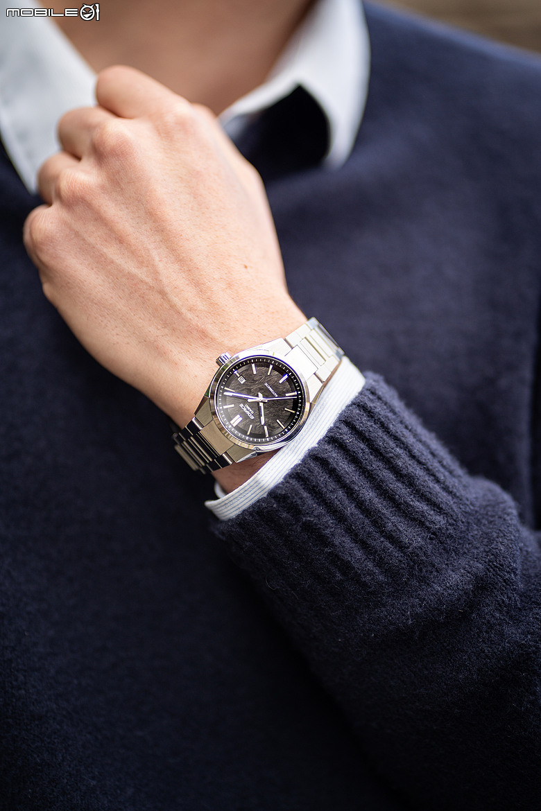 乘勝追擊!CASIO EDIFICE 機械錶第二彈《EFK-110D》質感進化登場!