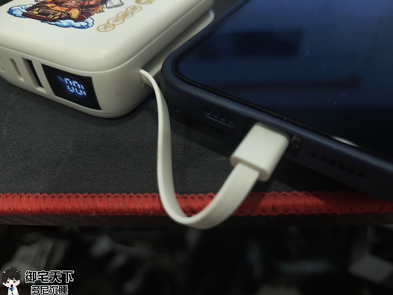 點我看大圖 開箱|【POLYBATT】H20 白沙屯媽祖聯名款 10,000mAh 20W 行動電源 - 神明欽點之作,防火防爆、有線充電、無線充電、台灣製造通通有!