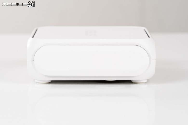 ASUS RT-BE58 Go 雙頻迷你路由器開箱 輕巧身形讓外出辦公也能架構安全私人網路