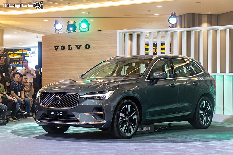 【採訪】Volvo XC60 二次小改款正式登台，三車型、239萬元起！