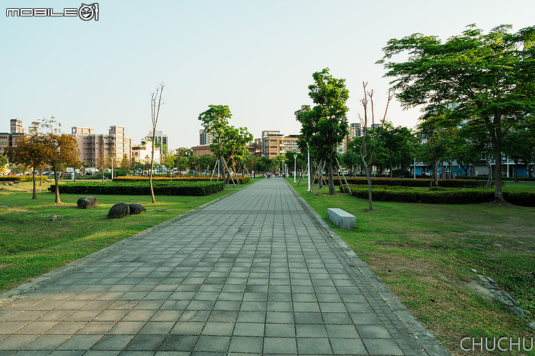 Sony A7C2 與 ZEISS Batis 2/25 的全家出遊記