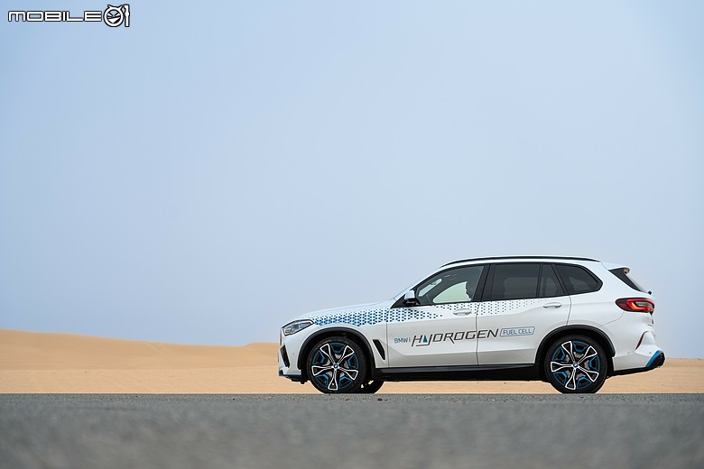 【海外新訊】BMW 新世代高壓儲氫罐亮相，2028 年將搭載於 iX5 Hydrogen 並擁有 750 公里續航力！