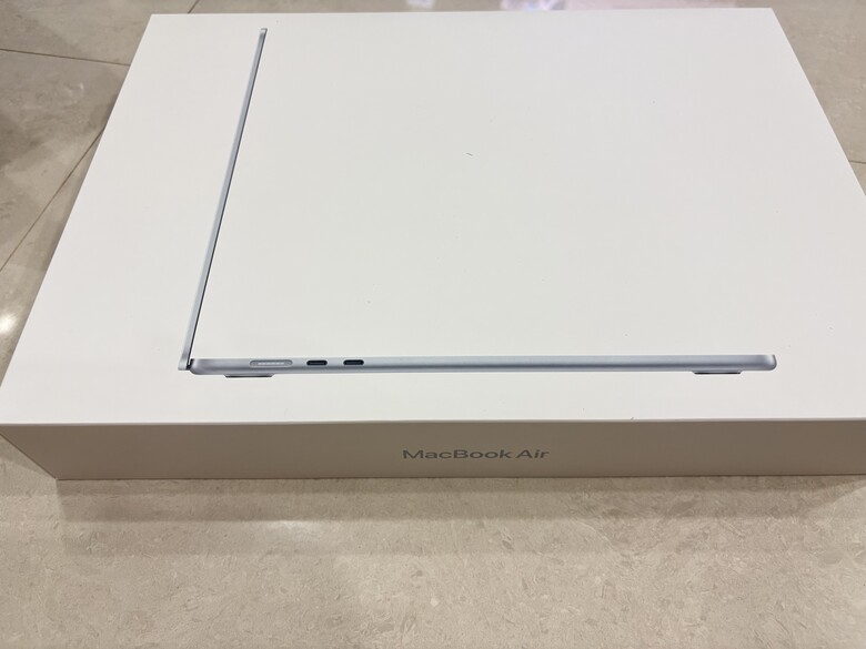 MacBook Air M5 15 吋開箱｜從舊 MacBook Pro 跨越了一個時代的換機