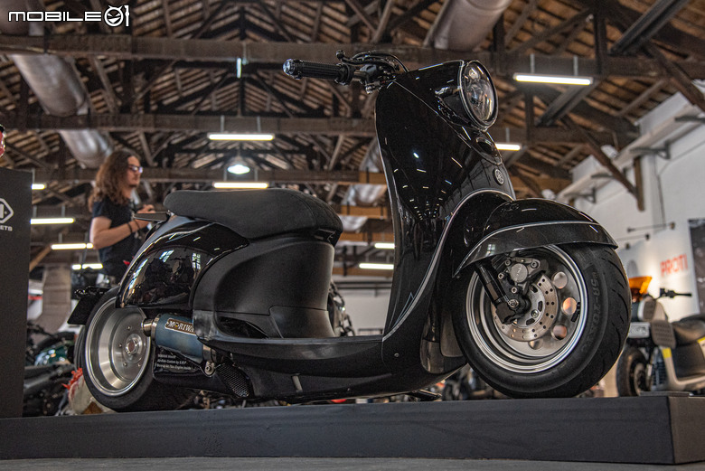 點我看大圖 速克達風格化改裝大賽Speed & Crafts Scooter正式開催!誰說速克達改起來不能奢華風雅?!