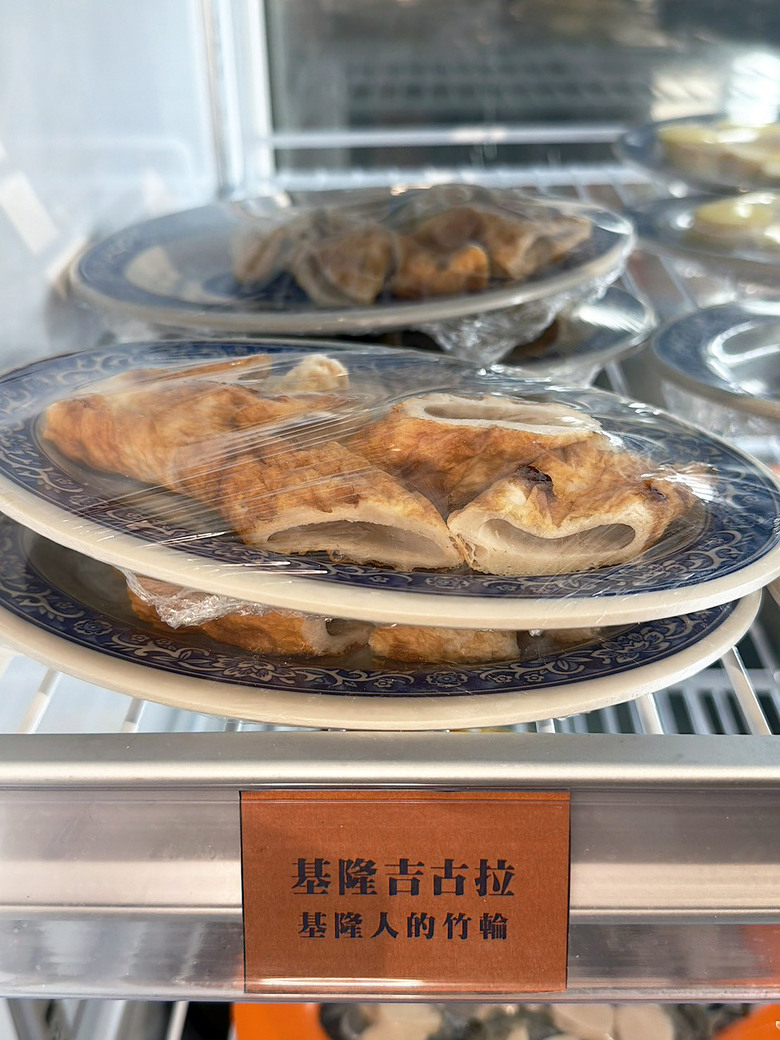 【台南如潮火鍋】東區沙茶爐新店｜扁魚湯頭濃郁耐喝｜虱目魚肚丸爆汁｜蝦滑楓葉＋蛋腸馬卡龍