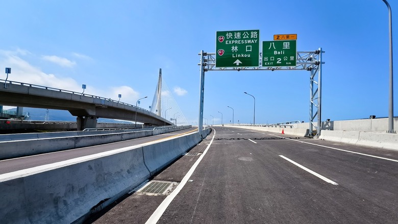 淡江大橋單車初體驗｜漁人碼頭&rarr;三芝101市道&rarr;奎柔山路&rarr;淡江大橋