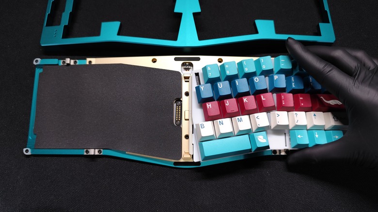 客製化鍵盤組裝套件 QwertyKeys Neo Ergo 開箱