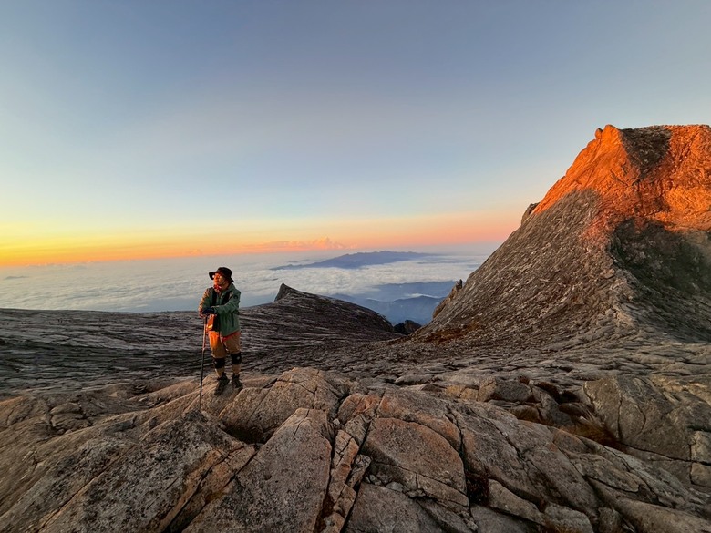 一神, 二玉, 三富士山~ 1,2,3準備出國去爬山 ! 3,2,1 自我挑戰好得意 !
