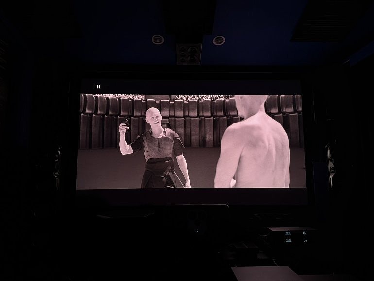 投影機終於迎來「專屬杜比視界」時代：OPTOMA UHR90DV HDR10/HDR10+/DV畫面實戰！
