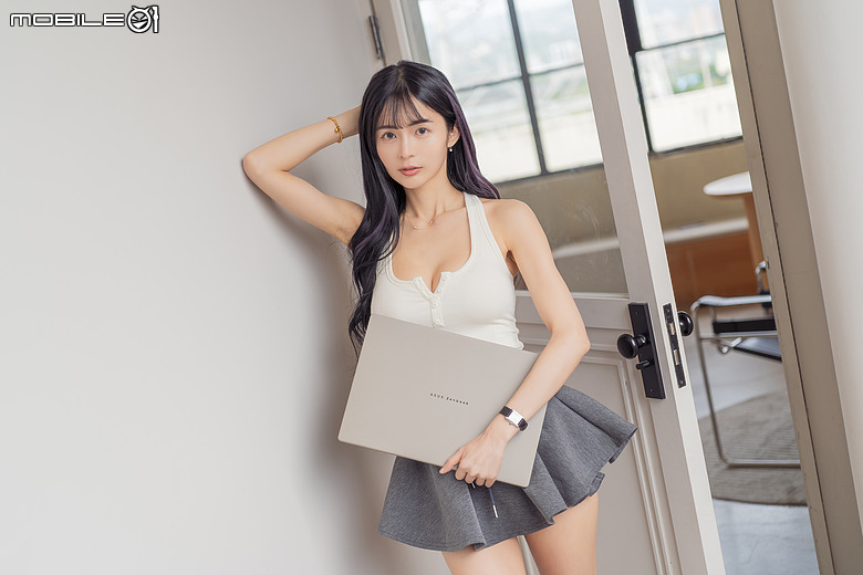 ASUS Zenbook A16 體驗｜高通 X2 Elite Extreme 入陣，1.2Kg 輕薄筆電解鎖 3A 遊戲可能性！