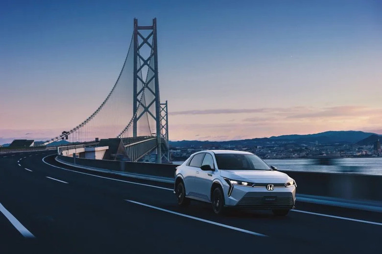 Honda 第四代 Insight 純電亮相 535 公里續航成跨界休旅！