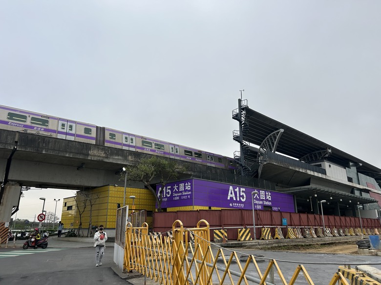 桃 園 大 園 「 國 門 之 都 」追 機 行