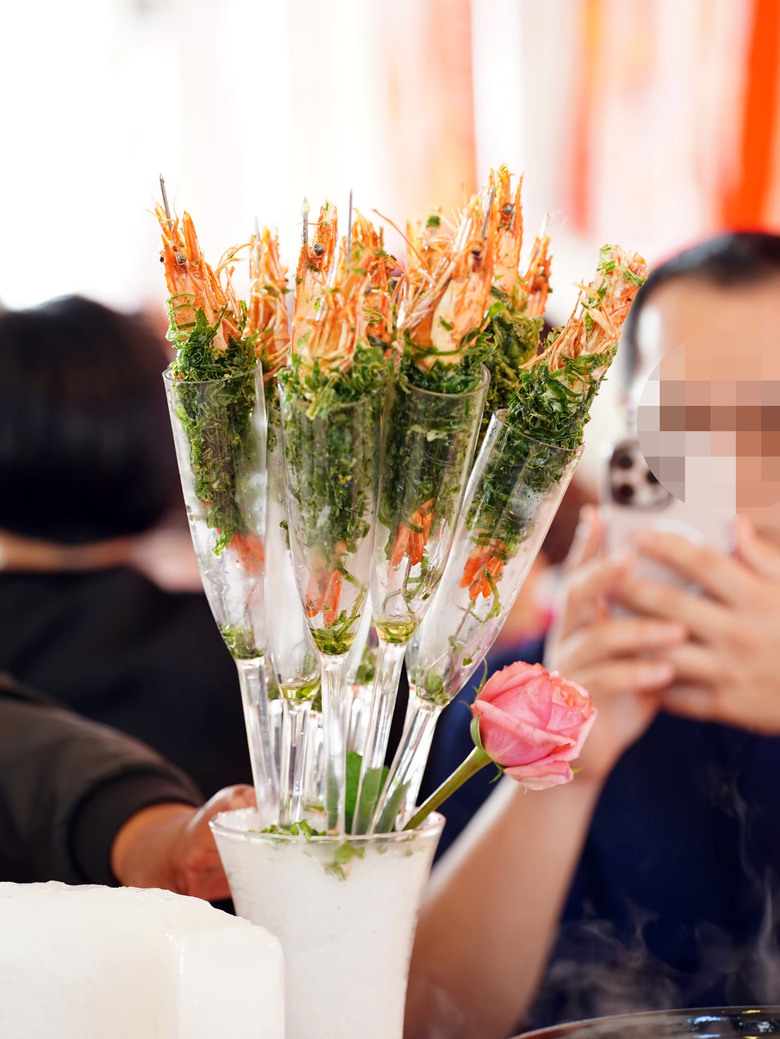 【高雄辦桌】洪廚喜宴不只澎湃還很美～生魚片冷藏車直送｜質感與鮮度滿分