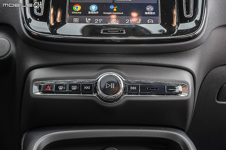 Volvo 新年式 EX40 長征試駕|表現穩定價格漂亮,最超值的入主時刻!