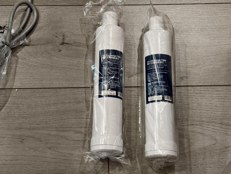 嚴謹四重過濾工序，LG PuriCare&trade; 淨水 Bar 廚下型冰溫熱飲水機，提供優異且安全的飲用品質