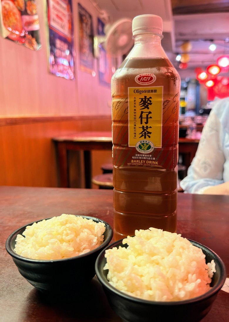台北東區熱炒推薦｜完鍋子熱炒：150道菜+白飯吃到飽！高CP值聚餐＋包廂KTV一次滿足