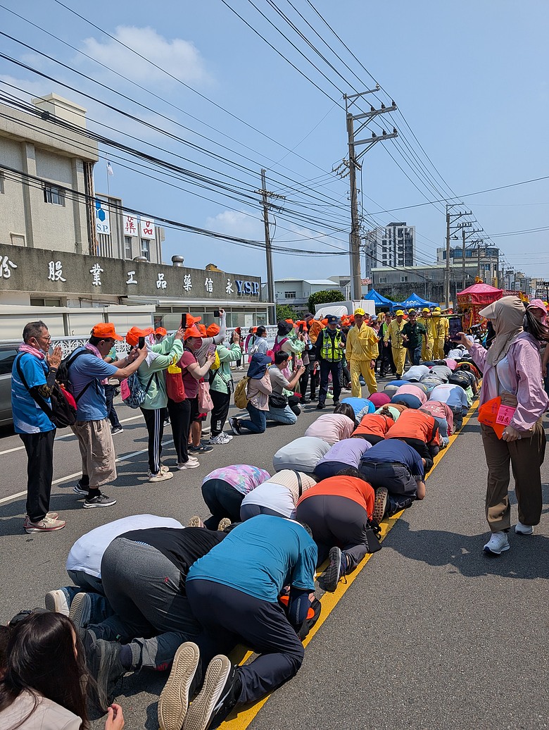 點我看大圖 2026 進香大白 白沙媽進香 地表最強的散步之旅 熱血熬夜12小時