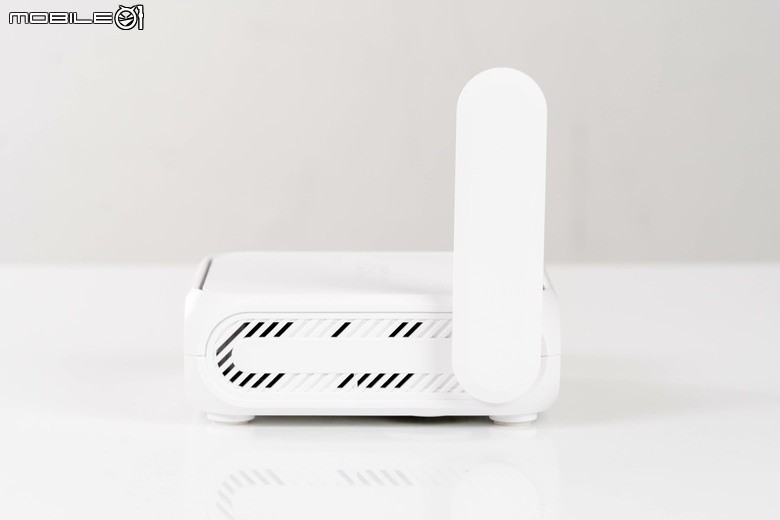 ASUS RT-BE58 Go 雙頻迷你路由器開箱 輕巧身形讓外出辦公也能架構安全私人網路