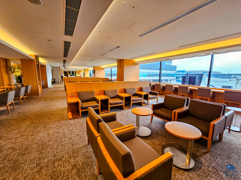 點我看大圖 日本-東京|日本航空東京成田機場櫻花商務貴賓室 Sakura Lounge 體驗紀錄