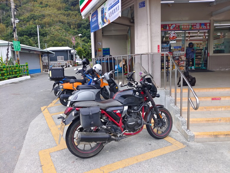 大野狼穿越環島(二)-六龜-杉林經典穿越