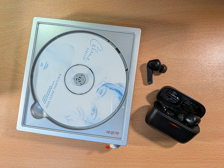 點我看大圖 FIIO DM15 R2R 藍牙 Hi-Fi CD 隨身播放機~是CD播放機,也是自然音色的USB R2R DAC
