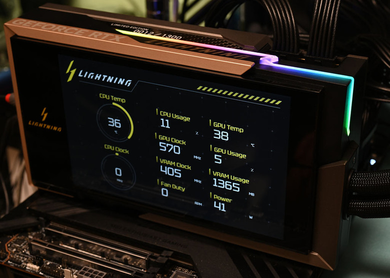 動爪玩MSI GEFORCE RTX 5090 32G LIGHTNING Z