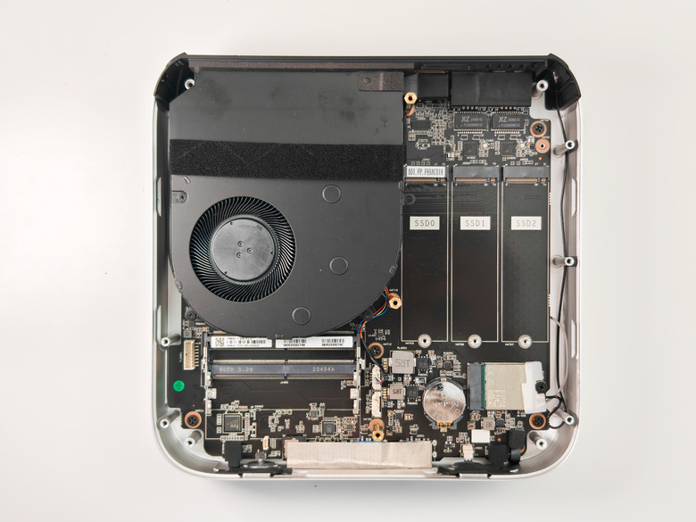 Minisforum AI X1 Pro 255 迷你電腦簡單開箱