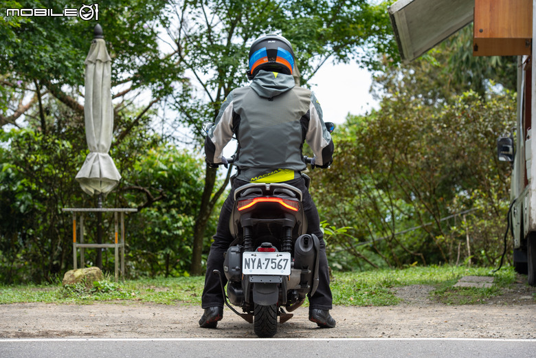 Aprilia SR-GT試駕報告｜沒踏板但很好玩！歐系速克達老車新試！