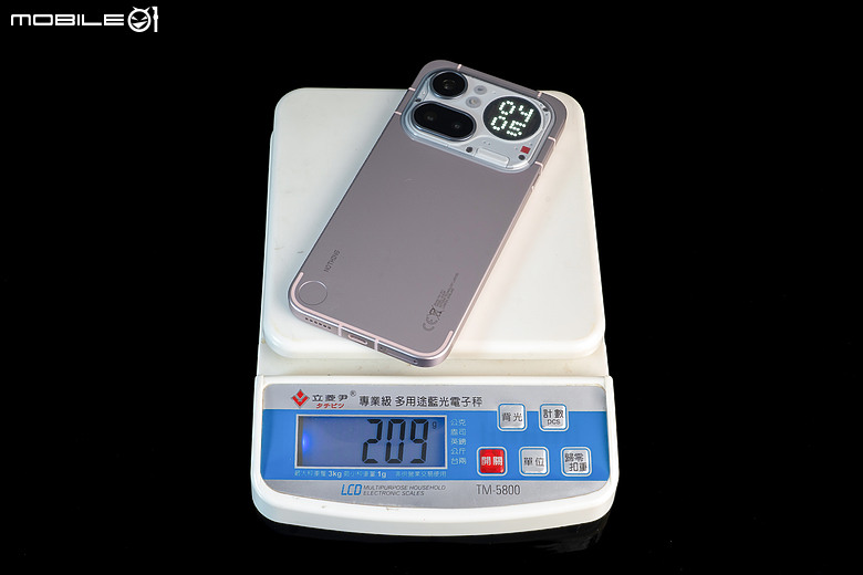 Nothing Phone (4a) Pro｜金屬美學+3.5x 長焦，中階潮機再升級！